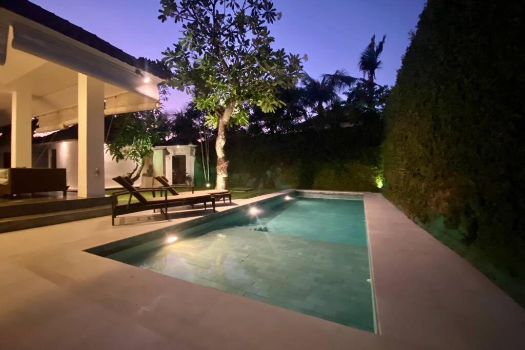 Villa Lola Seminyak Esterno foto