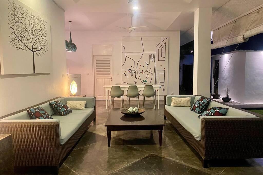 Villa Lola Seminyak Esterno foto