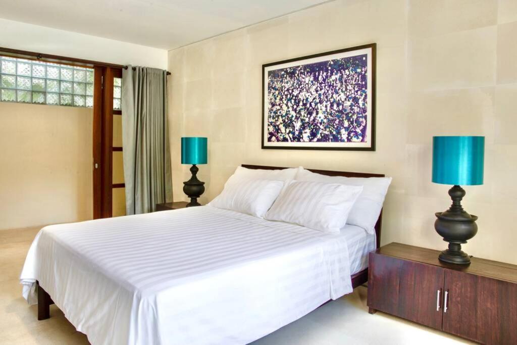 Villa Lola Seminyak Esterno foto